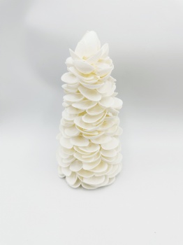 White Shell Wreath & Ball & Cone