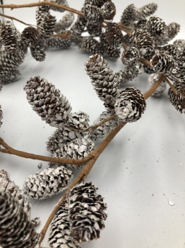 Pinecone garland 150x25x25cm