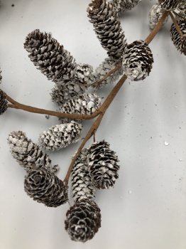 Pinecone garland 150x25x25cm