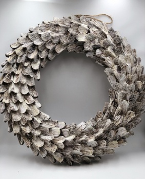 paper wreath (size: 50cm)