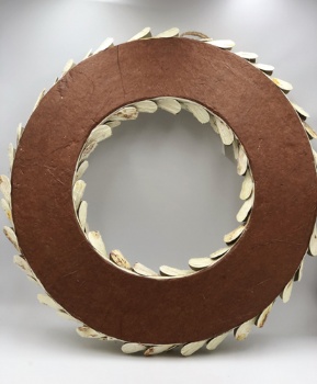 paper wreath (size: 50cm)