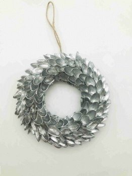 Pistachio shell Circle/ Circle put in box