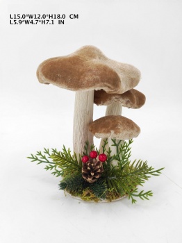 Christmas Mushroom Arrangement